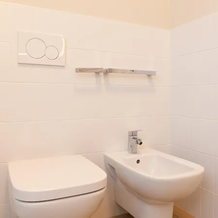 Dreams Exclusive With Terrace - Free Parking - M1 Station - Near Center Lejlighed Milano