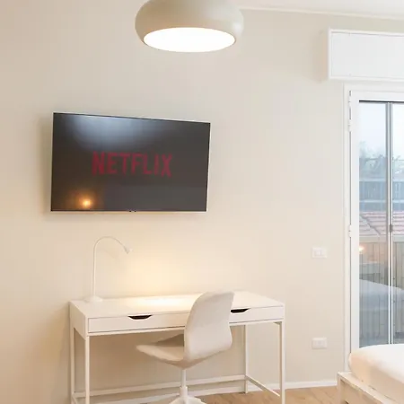 Apartamento Dreams Exclusive With Terrace - Free Parking - M1 Station - Near Center Milão